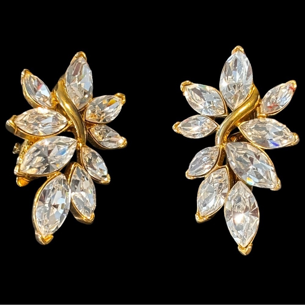 Trifari Kunio Matsumoto Rhinestone earrings clip on